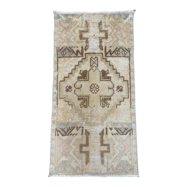 Turkish Yastik Rug 1'5" x 2'11" For Sale