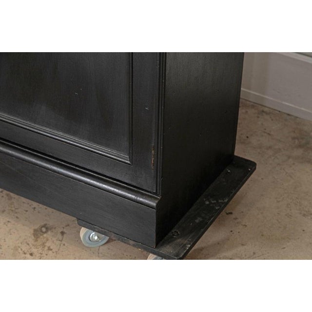 Large English Ebonised Mirrored Mahogany Cabinet, 1880 For Sale - Image 15 of 18