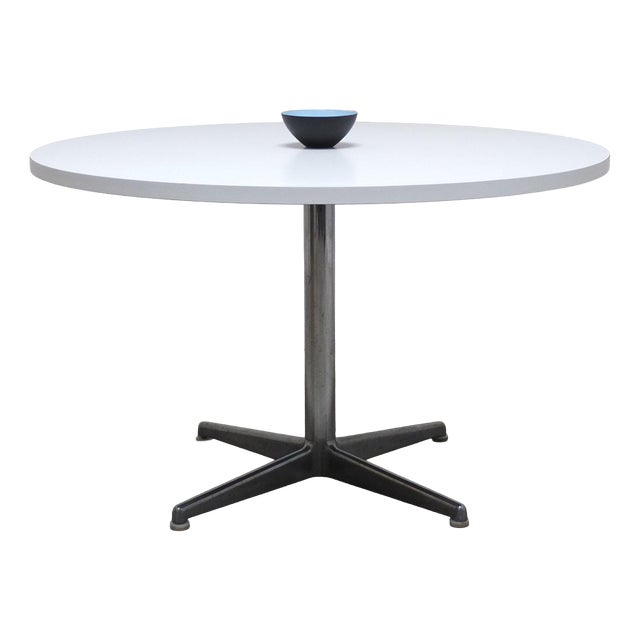 Space Age Round Dining Table, 1970s For Sale