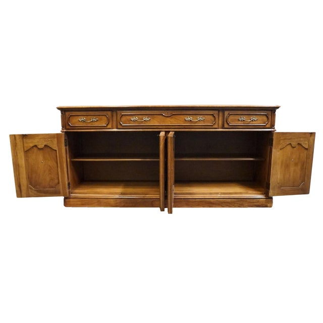 Late 20th Century Thomasville Furniture Camille Collection Country French Provincial 72" Buffet 11421-130 For Sale - Image 5 of 14
