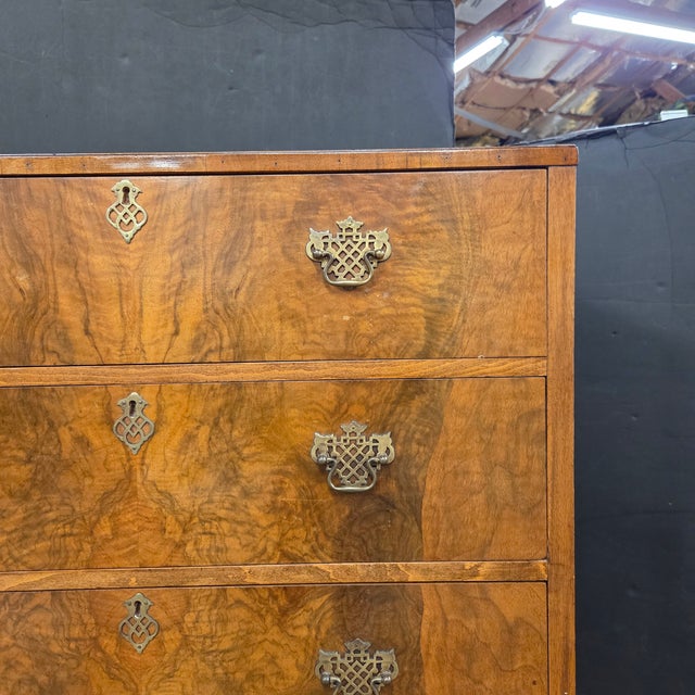English Early 20th Century English Burl Walnut 4 Drawer Chest With Brass Handles on Bracket Feet For Sale - Image 3 of 15