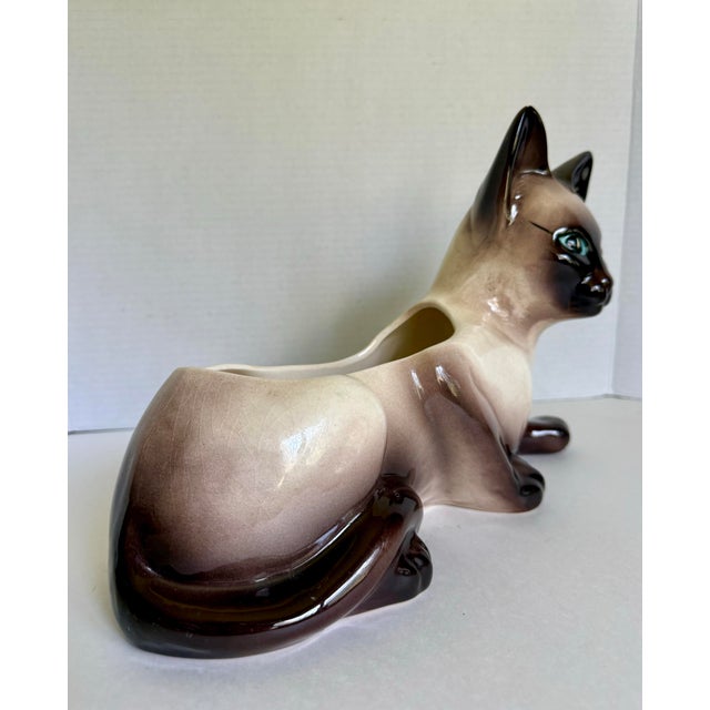 1960s Mid-Century Figurative Siamese Cat Ceramic Planter Cachepot For Sale - Image 5 of 12