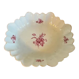 Antique 18th Century Chinese Export Porcelain Fluted and Lobed Centerpiece Bowl Decorated With Puce Flowers