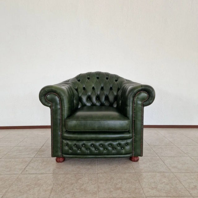 Green Chesterfield Sofa and Lounge Chairs, 1970s, Set of 3 For Sale - Image 8 of 12