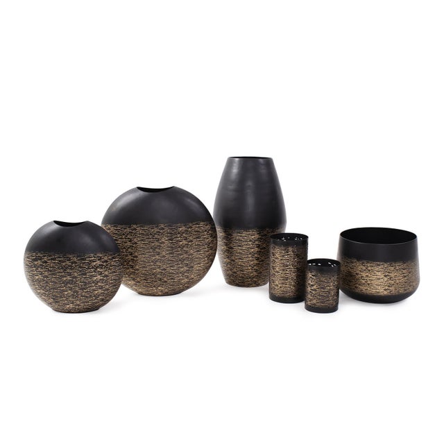 Golden Thread Medium Cylindrical Medium Candle Holder For Sale In Chicago - Image 6 of 10