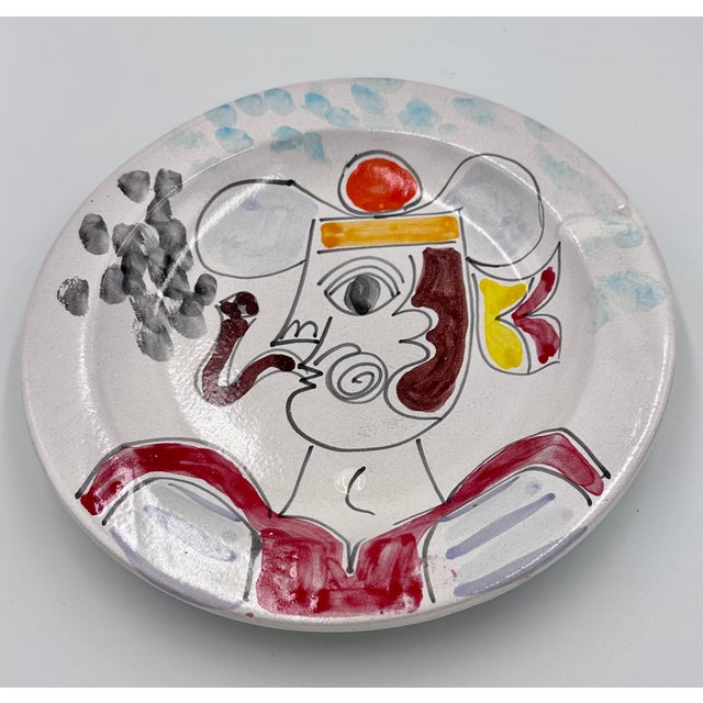 1960s Pasta Bowl Plate by Italian Artist Giovanni DeSimone in the Manner of Picasso For Sale - Image 5 of 7