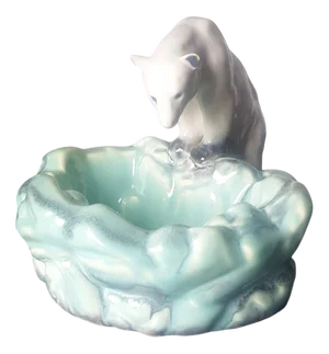 Ceramic Bowl with Polar Bear by Ditmar Urbach