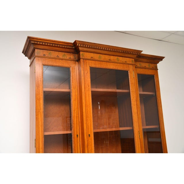 Wood Georgian Painted Satinwood Display Bookcase, 1950s For Sale - Image 7 of 13