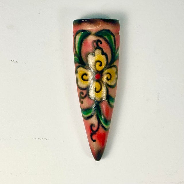 Ceramic 1940s Vintage Southwestern Navajo Mexican Style Chalkware Wall Pocket For Sale - Image 7 of 14
