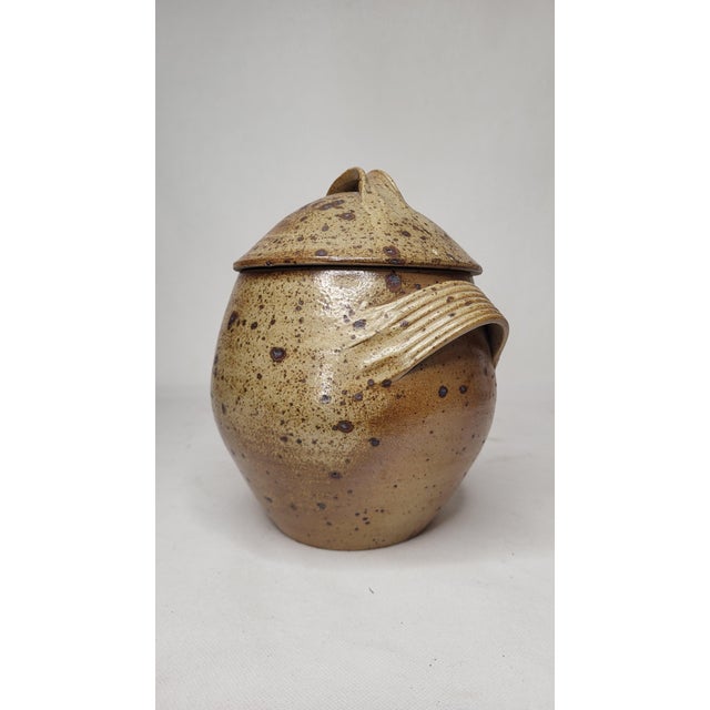 Pyrite stoneware tureen - Charles Gaudry - 1960s Height 23 cm Width 21 cm This piece has an attribution mark, I am sure...