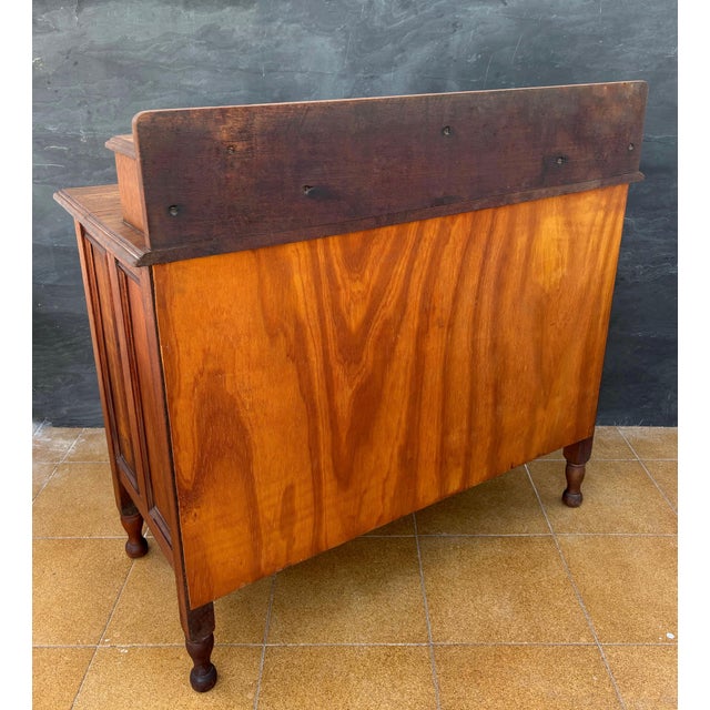 Brown English Country Oak Chest of Drawers with Raised Back and Small Drawers, 1930s For Sale - Image 8 of 8