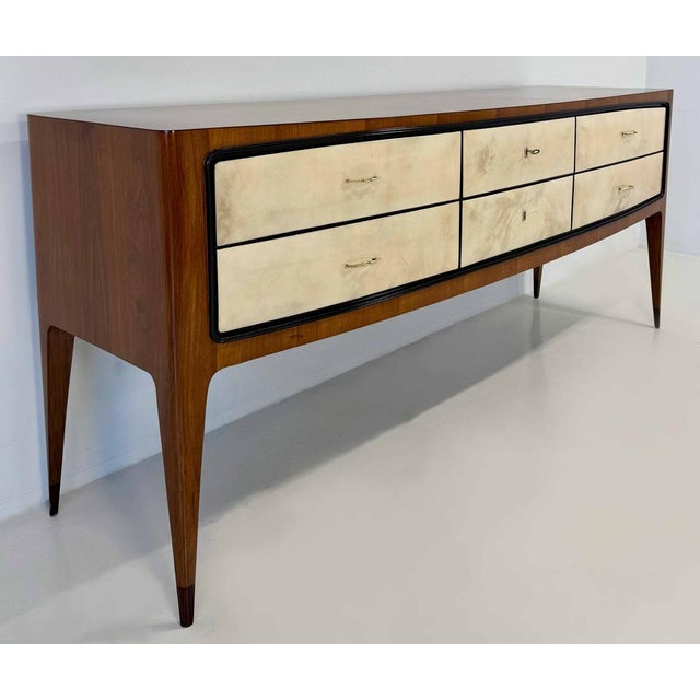 1950s Italian Art Deco Dresser in Walnut and Parchment by Paolo Buffa, 1950s For Sale - Image 5 of 12