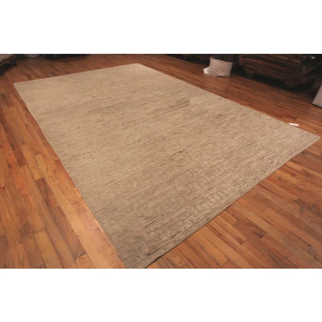 Nazmiyal Collection Modern Area Rug For Sale In New York - Image 6 of 7