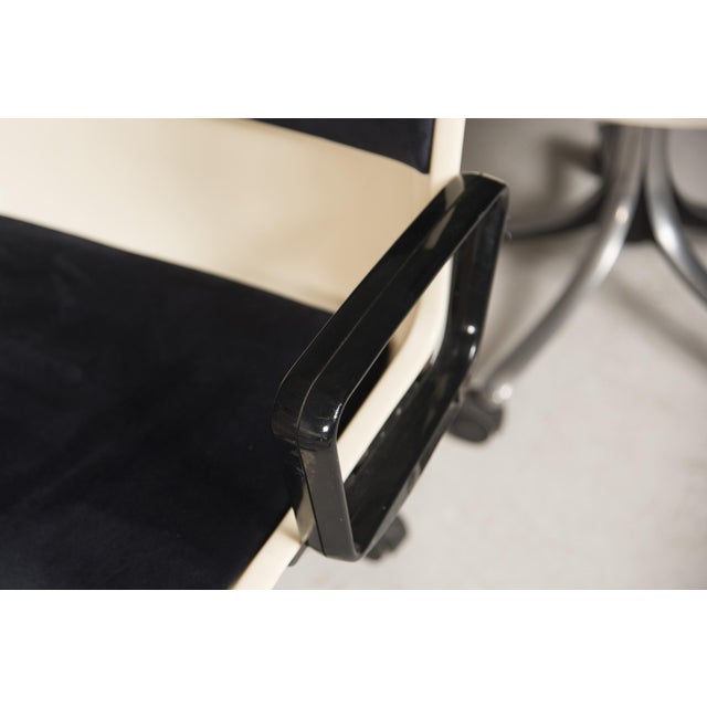 Metal Swivel Wheeled White Office Chairs attributed to Osvaldo Borsani for Tecno, 1980s, Set of 3 For Sale - Image 7 of 16