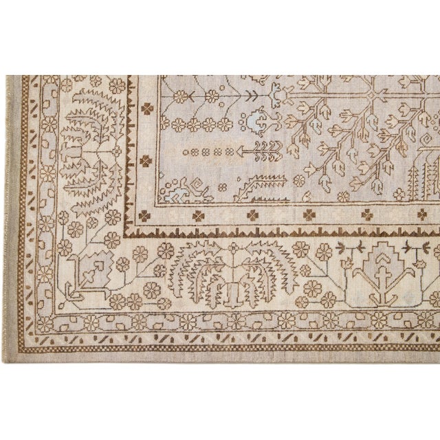2010s Modern Ovesize Oushak Wool Rug Handmade With Beige Floral Field For Sale - Image 4 of 7