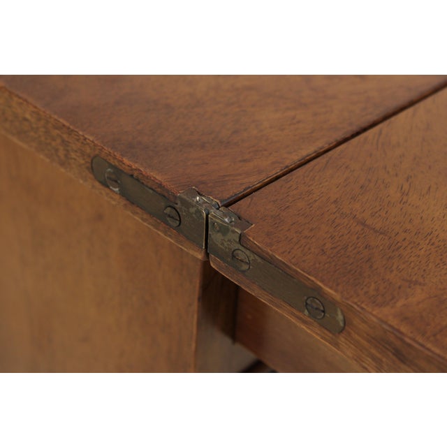 Old Colony Satinwood Mahogany Flip Top Bachelor Chest For Sale - Image 9 of 13