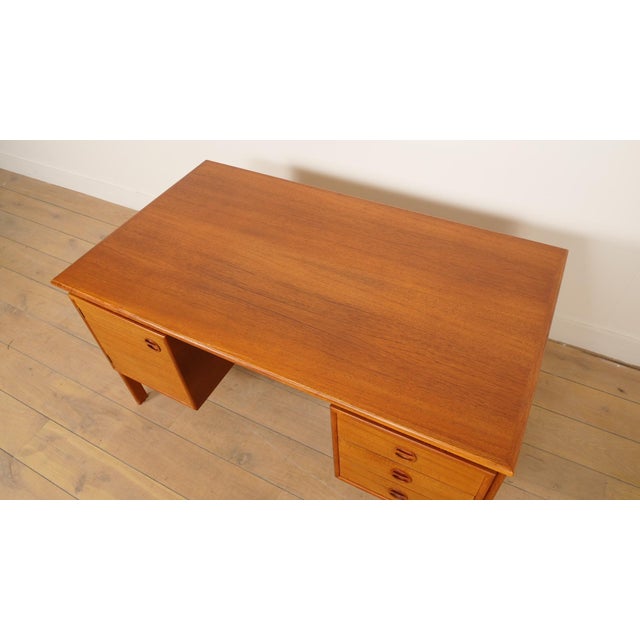 Vintage Desk by Arne Vodder for GV Mobler For Sale - Image 6 of 15