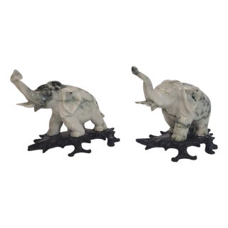 Vintage French Elephant Paperweights in Veined Marble, 1980s, Set of 2 For Sale