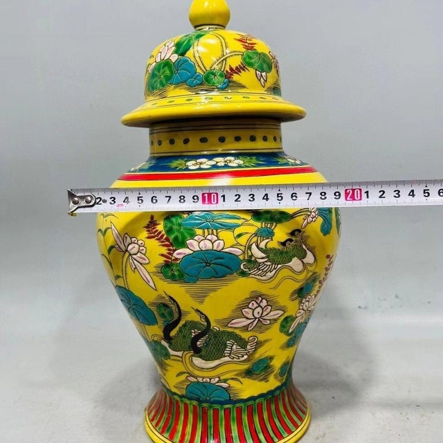 Ceramic Pair of Chinese Yellow Ground Porcelain Temple Jar | Famille Rose Mandarin Ducks & Lotus Motif For Sale - Image 7 of 9