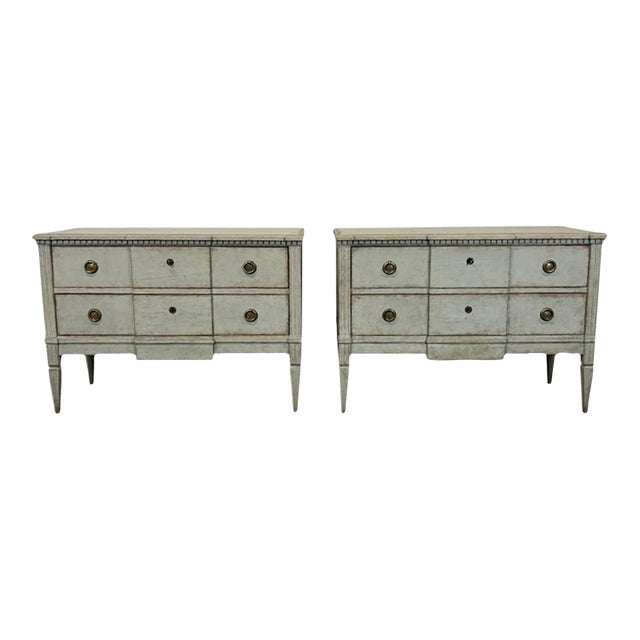 Pair of 19th Century Gustavian-Style Chests of Drawers For Sale