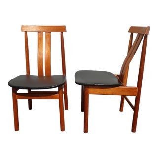 Mid Century Danish Modern Teak Black Side Chairs by Borneo Int'l - a Pair For Sale