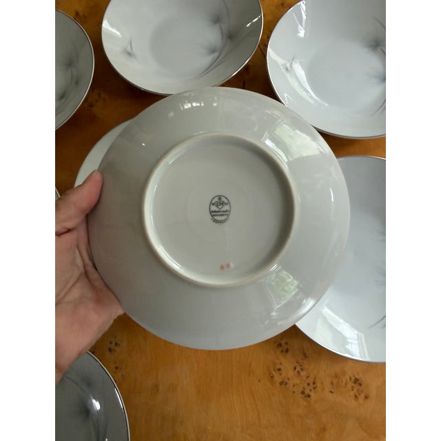 Ceramic 1950s Set of Eight (8) Hutschenreuther Caribe Soup Bowls 7.75 Inch White Blue Gray Platinum Rim Minimalist Porcelain For Sale - Image 7 of 7