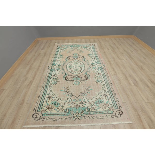 1950s Asian Vintage Floral Desing Natural Wool Oushak Area Rug For Sale - Image 13 of 13