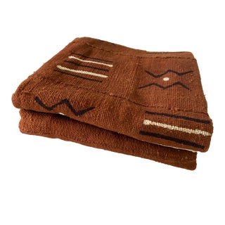 African Malian Bogolan Textile Mud Cloth Brown & White 40" by 62" For Sale