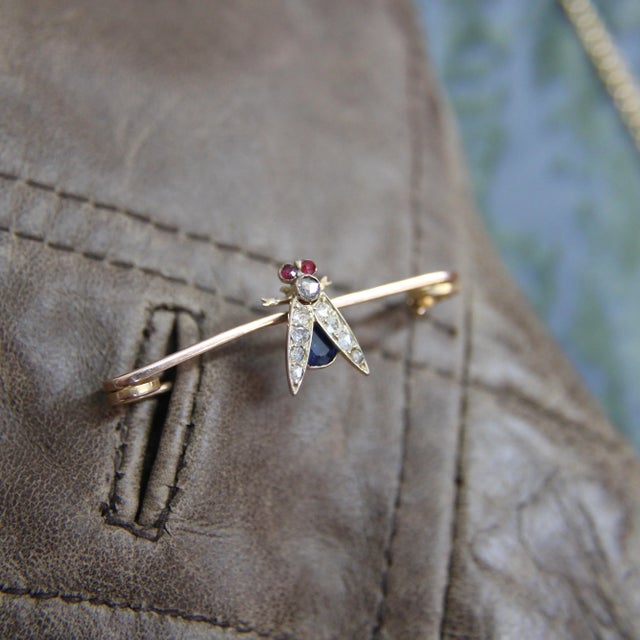 Victorian 9k Gold Fly Pin or Brooch With Diamonds, Rubies, and Sapphire For Sale - Image 4 of 6