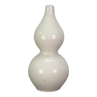 White Bottle Gourd Shape Vase For Sale