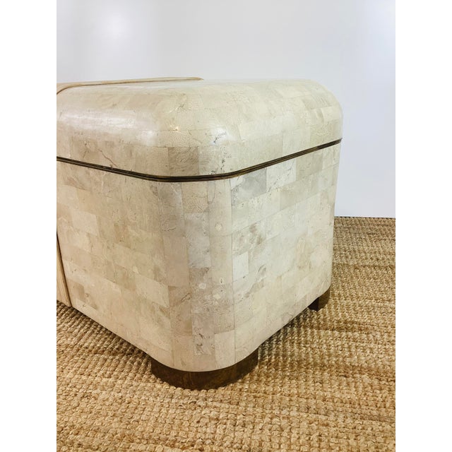Maitland - Smith Vintage 1980s Cream Tessellated Stone & Rattan Reed and Brass Lidded Trunk Chest Table by Maitland Smith For Sale - Image 4 of 12