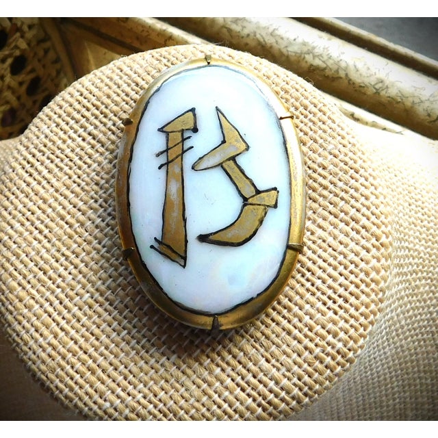 Antique Art Deco Hand-Painted Porcelain 'B' Gold Leaf Oval Brooch Pin, C. 1920's For Sale In New York - Image 6 of 11