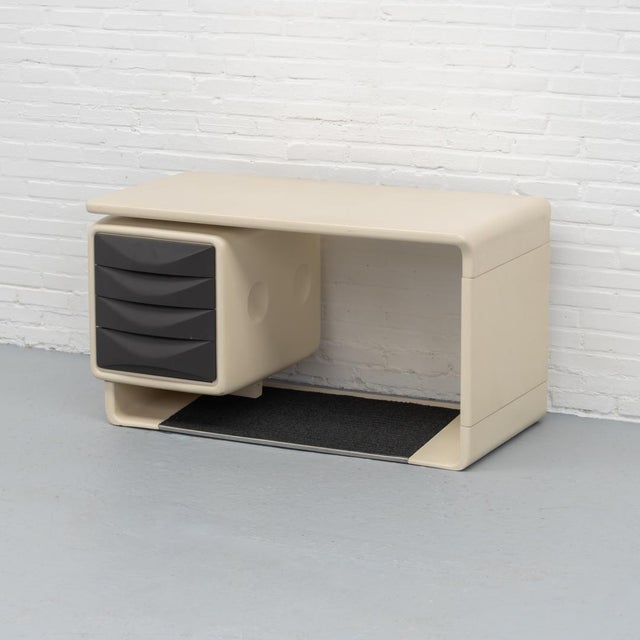1970s Vintage Jet Desk by Ernest Igl for Wilhelm Werndl 1970s For Sale - Image 5 of 13