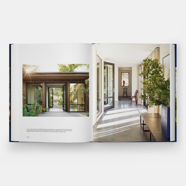Blue Time & Place: The Homes of Richard Beard Architects For Sale - Image 8 of 9