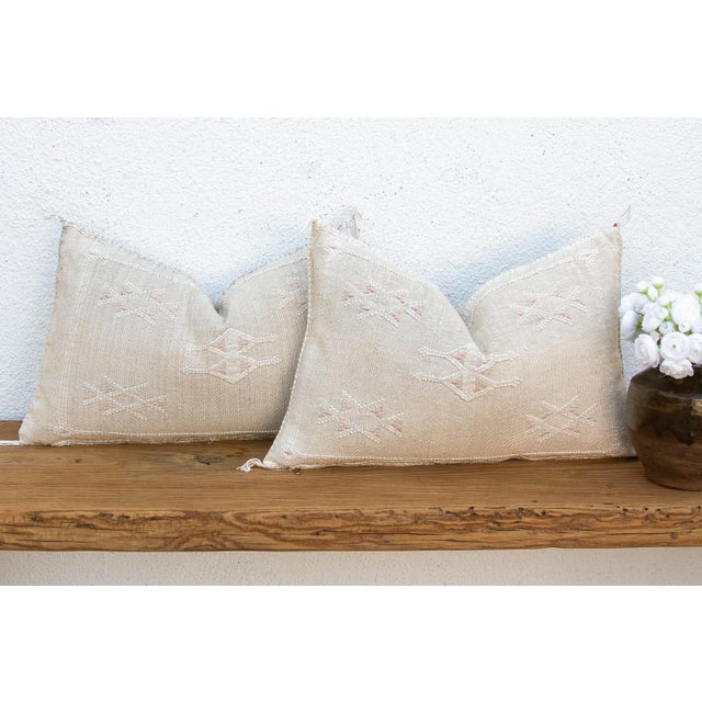 Moroccan Ivory Frost Lumbar Moroccan Silk Pillows, Set of 2 For Sale - Image 3 of 11