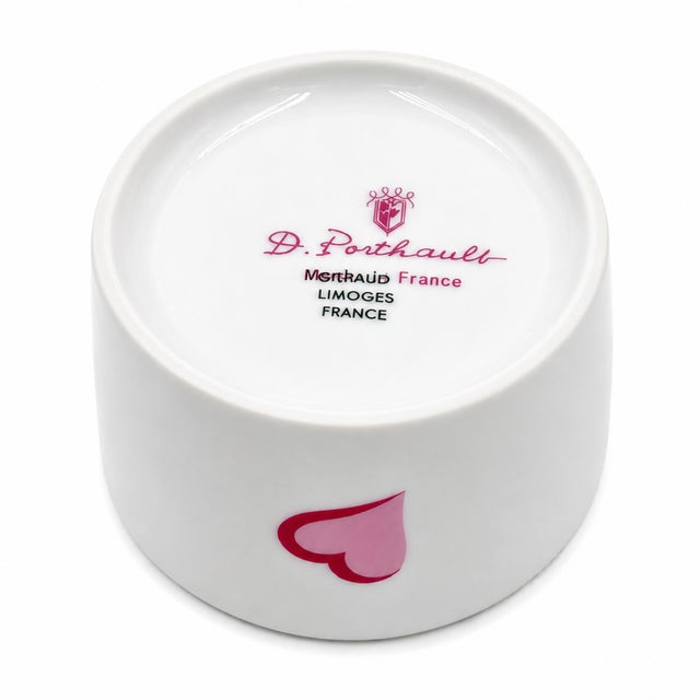 Limoges, France Mid 20th Century D. Porthault Paris Les Coeurs Pink Hearts Limoges Porcelain Honey Pot With Lid For Sale - Image 4 of 10