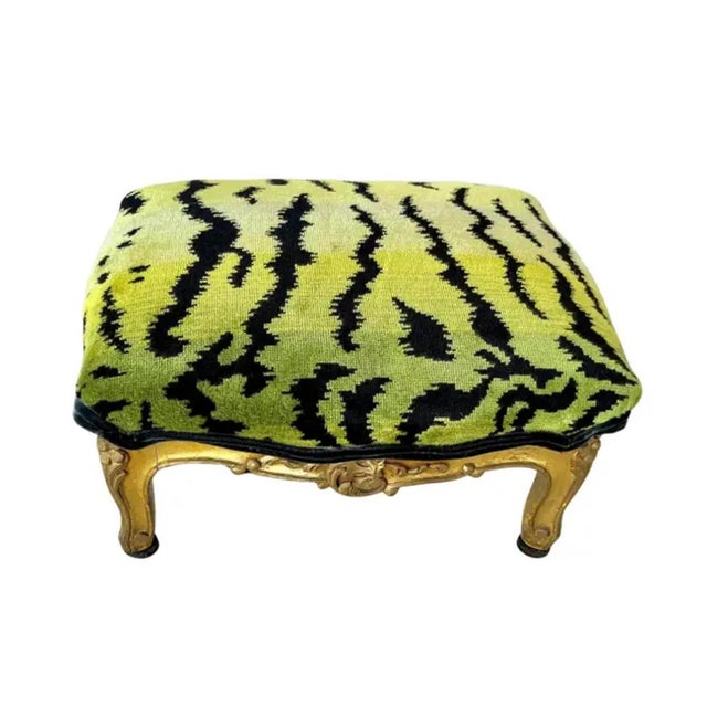 French Louis XV Scalamandrè Footstool For Sale - Image 3 of 11