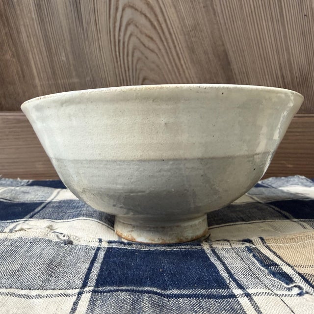 Japanese Kohiki Style Matcha Chawan, 1950s For Sale - Image 9 of 9