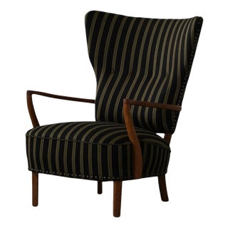 Mid-Century Modern Danish Wingback Lounge Chair in Oak by Viggo Boesen, 1950s For Sale