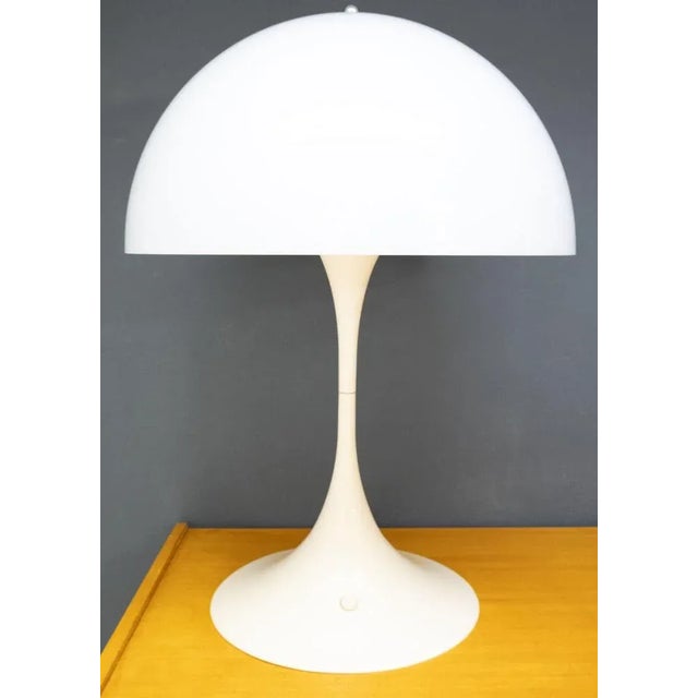 A modern classic large table lamp designed by Verner Panton for Louis Poulsen. Made of acrylic and impressive in size;...