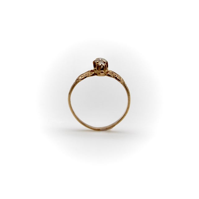 Late 19th Century 14k Gold Victorian Three-Stone Old Mine Cut Diamond Ring, Size 5.25 For Sale In Los Angeles - Image 6 of 9