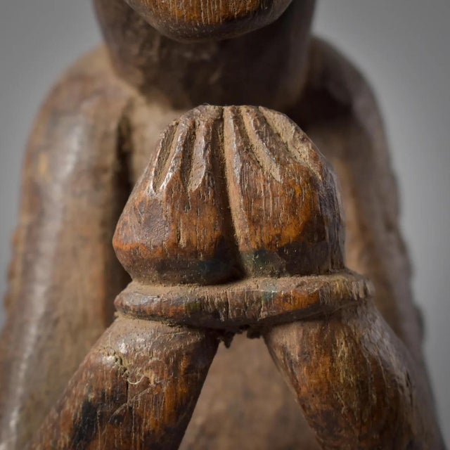 African Early 20th Century Senufo Bound Male Figure Côte d'Ivoire For Sale - Image 3 of 12
