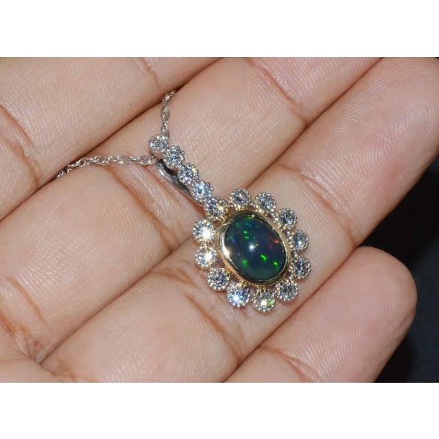 Contemporary Certified Natural 2.77CTS VS F Diamond Black Opal 18K Solid Gold Pendant Necklace For Sale - Image 3 of 10