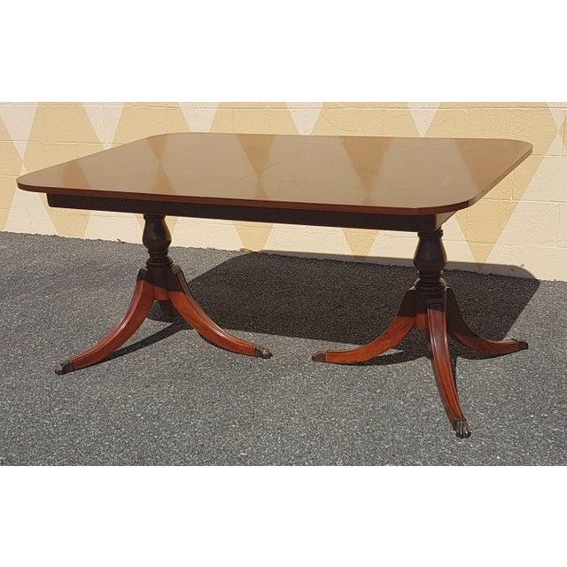 Mid 20th Century Drexel Travis Court Federal Style Mahogany Double Mid 20th Century Drexel Travis Court Federal Style Mahogany Double