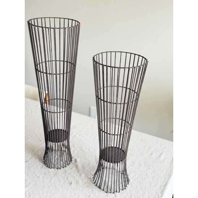 Pair of MCM Mid Century Modern Sculptural Vintage Atomic Modern Black Wire Plant Stands in the Style of Arthur Umanoff Indoor Outdoor For Sale - Image 12 of 12