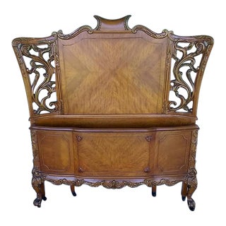 1940s Vintage Carved Solid Wood French Style Twin Bed For Sale