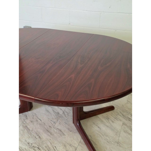 Wood Late 20th Century Danish Rosewood Dining Table Attributed to Skovby For Sale - Image 7 of 10