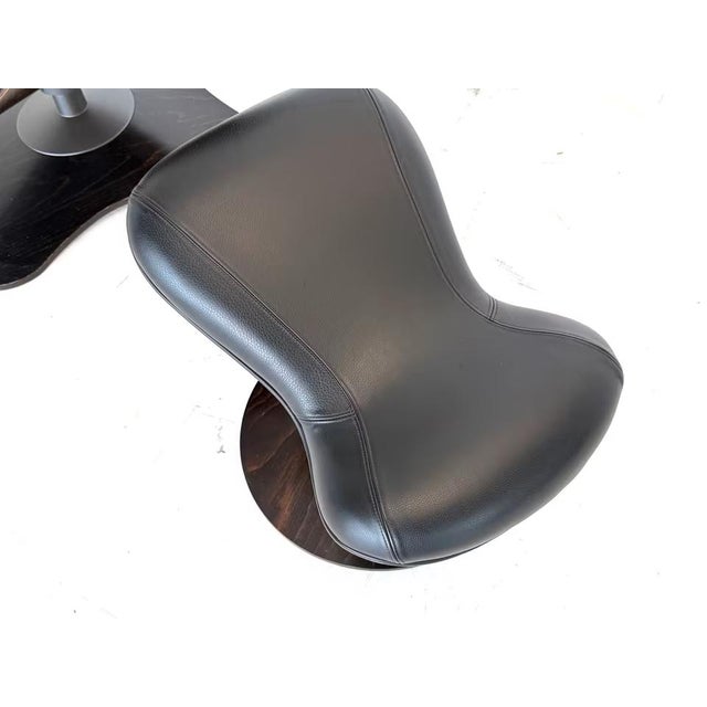 Set of Leather Tok Armchair & Ottoman by Toshiyuki Kita for Stokke For Sale - Image 15 of 17