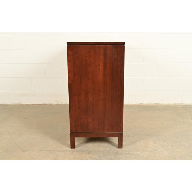Stickley Modern Arts & Crafts Shaker Cherry Wood Six-Drawer Dresser or Chest of Drawers For Sale - Image 15 of 17