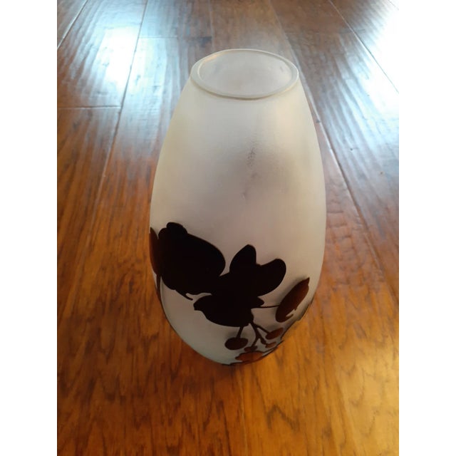 1950s Galle Style Cameo Glass Vase For Sale - Image 4 of 7